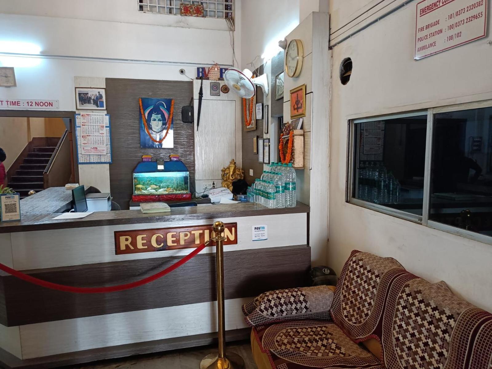 Kusum Hotel Dibrugarh Esterno foto